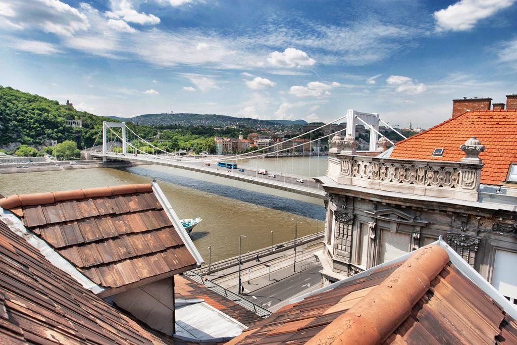 Riverside Flat With King Castle View Budapest Exterior photo